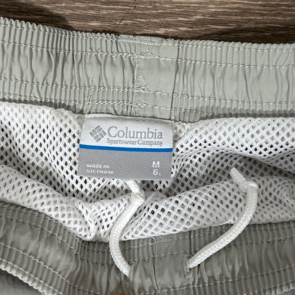 Columbia Gray water  Shorts Lightweight Elastic Waist - Picture 2 of 5